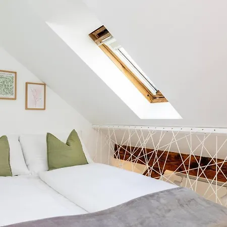 Lovely Cozy غراتس